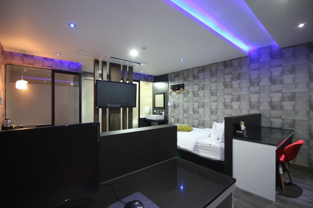 Hotel Well Busan Exteriör bild