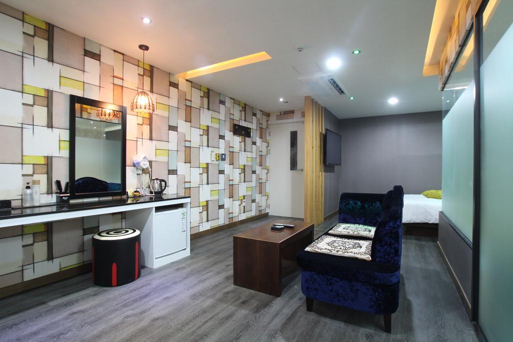 Hotel Well Busan Exteriör bild