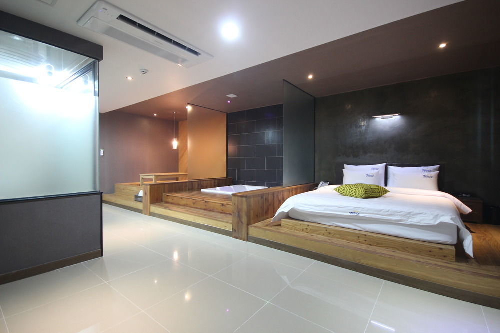 Hotel Well Busan Exteriör bild